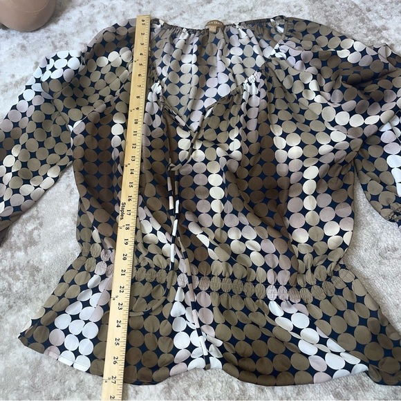 Ellen Tracy Long Sleeve TOP Blouse Large Brown Yellow Geometric Dots Crew SZ XL - Picture 11 of 13